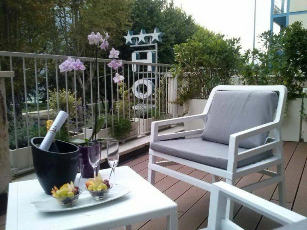 Hll Lungolago 3* Lecco