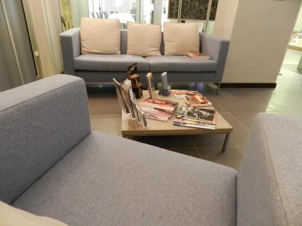 Hll Lungolago Hotel Lecco