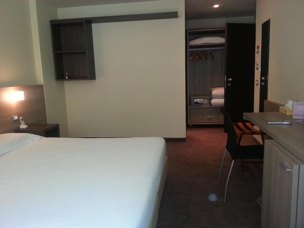 Hotel Hll Lungolago Lecco